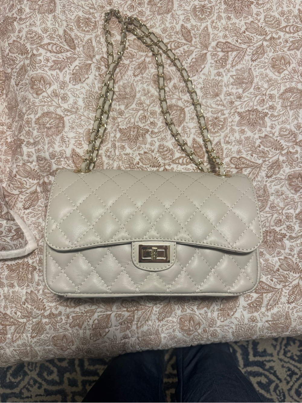 Quilted Chain Shoulder Bag in Light Cream